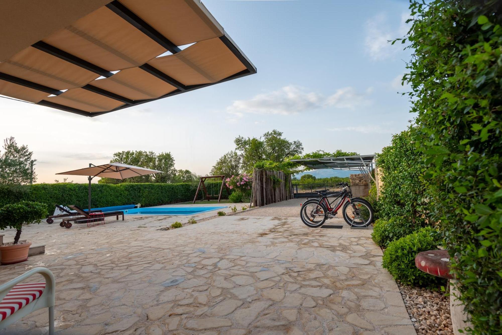 Cozy Country Home With Heated Outdoor Pool Šibenik Eksteriør billede